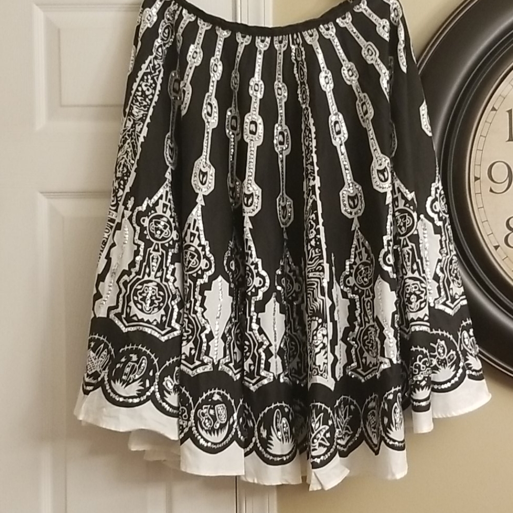 Fantastic WD NY Skirt - Picture 1 of 7